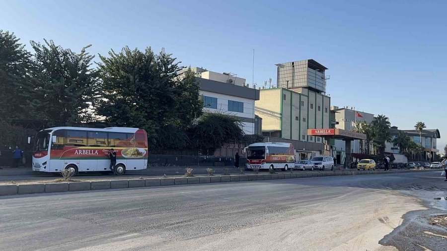 Mersin’deki Makarna Fabrikasında Zirai İlaç Zehirlenmesi: 11 İşçi Hastaneye Kaldırıldı