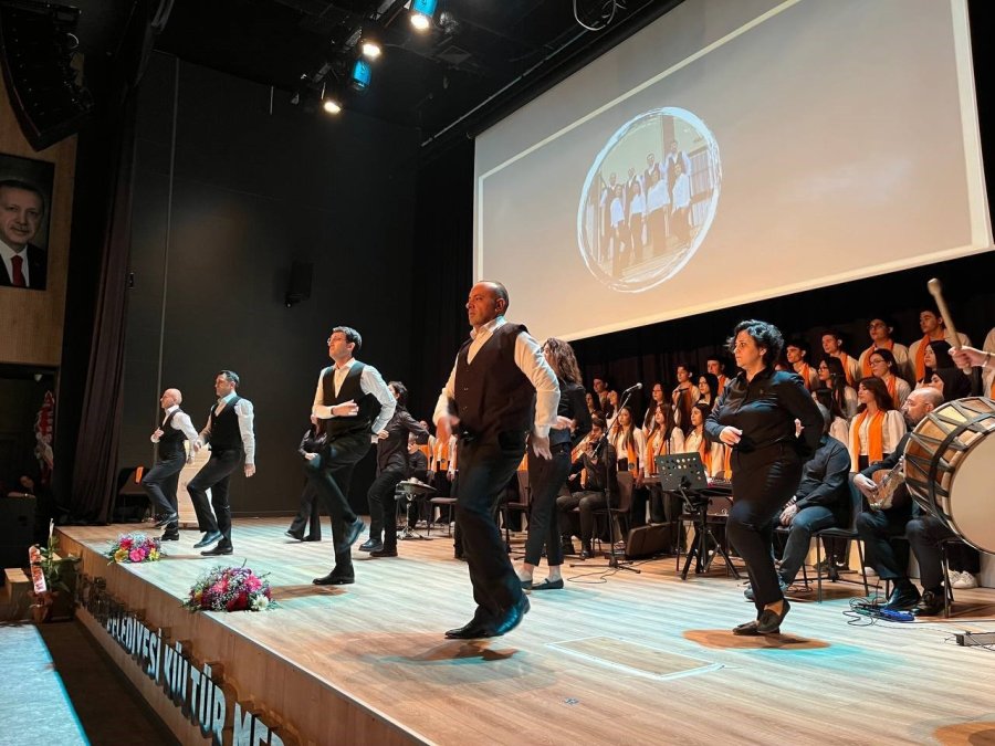 Niğde’de 24 Kasım Öğretmenler Günü Etkinliklerle Kutlandı