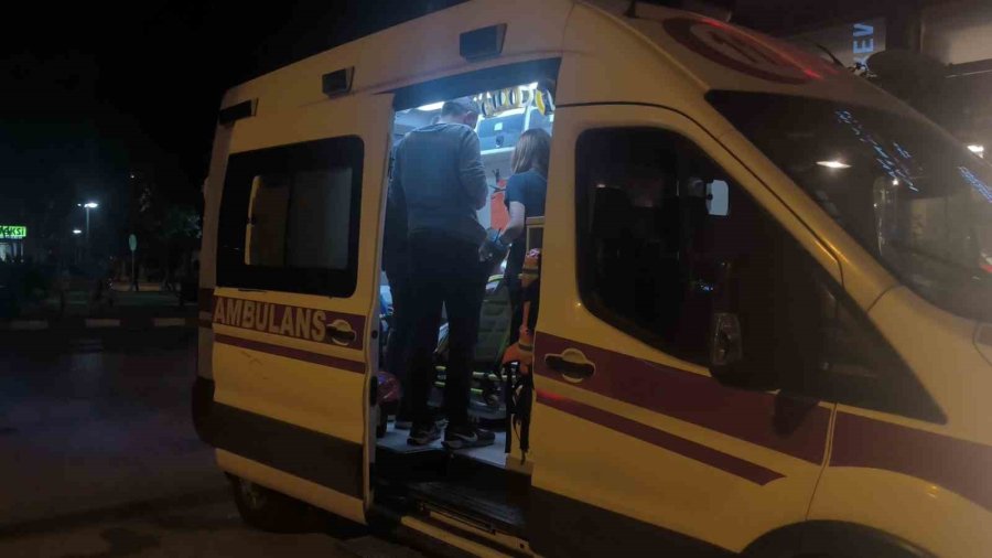 Antalya’da Restoranda Yemek Yedikten Sonra Silahlı Saldırıya Uğrayan 1 Kişi Yaralandı