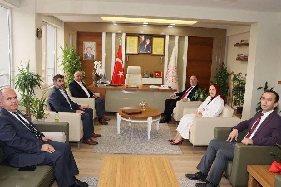 Eğitim Bir Sen’den Milli Eğitim Müdürü’ne 24 Kasım Jesti