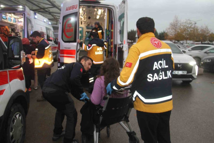 Konya’da Öğrenci Servisi Devrildi: 31 Yaralı