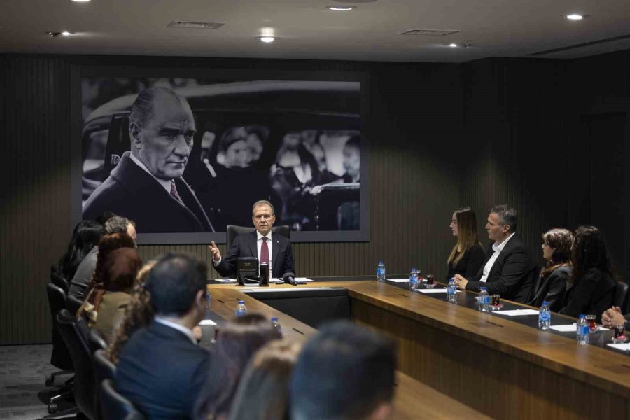 Başkan Seçer: "eğitime Ayrı Bir Sayfa Açtık"