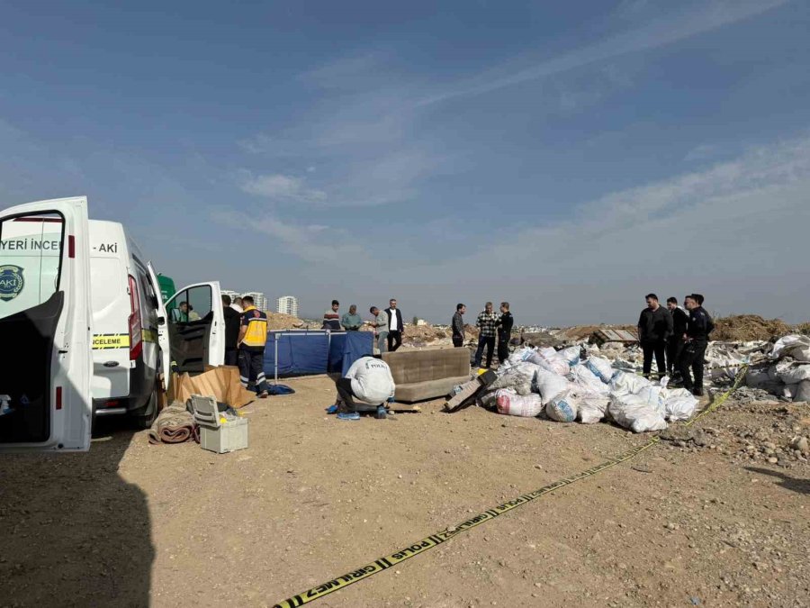 Mersin’de Korkunç Cinayet: Öldürüp Tuzlayıp Halıya Sarıp Çekyatla Atmışlar