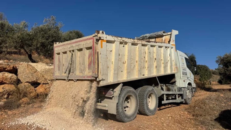 Tarsus Belediyesi Büyükkösebalcı’da Yol Çalışmalarını Tamamladı