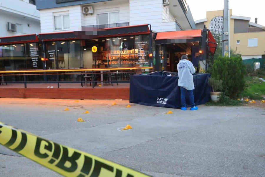 Husumeti Bitirmek İçin Bir Araya Gelen Akrabaların Tartışması Cinayetle Bitti