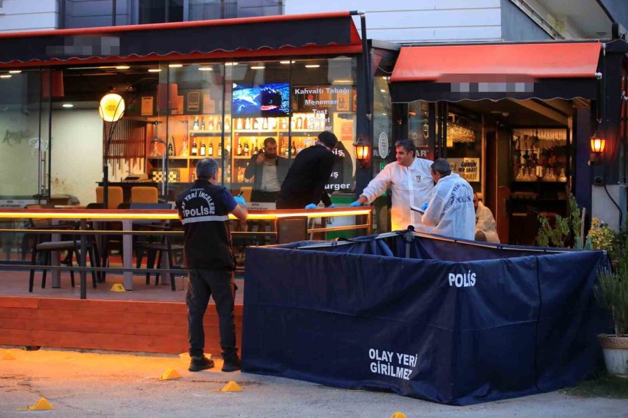 Husumeti Bitirmek İçin Bir Araya Gelen Akrabaların Tartışması Cinayetle Bitti