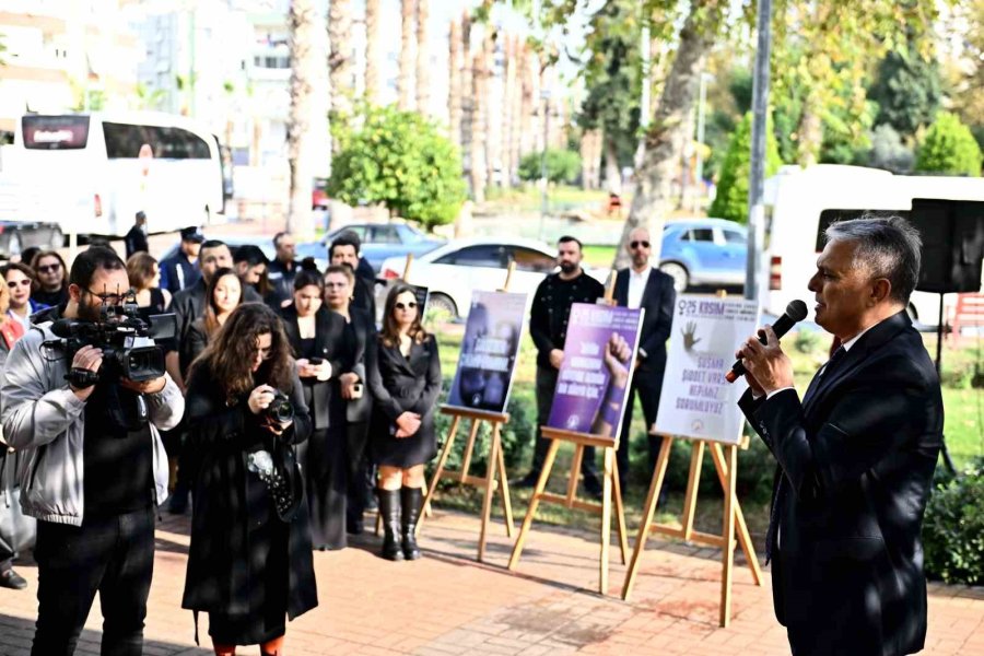 Muratpaşa’da Şiddete Karşı Ses, Al Yazma’da Yükseldi