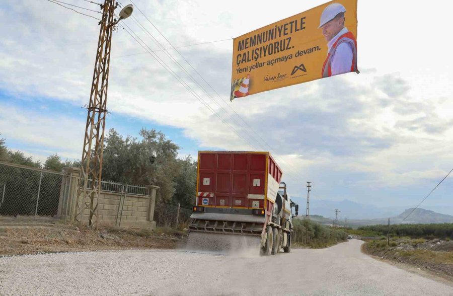 Mut’ta Yollar Yenilenerek Ulaşım Daha Konforlu Hale Geldi