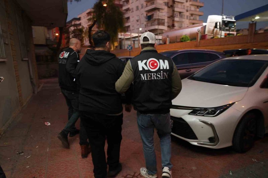 Mersin’deki Rüşvet Operasyonunda 6’sı Gümrük Memuru 11 Kişi Tutuklandı