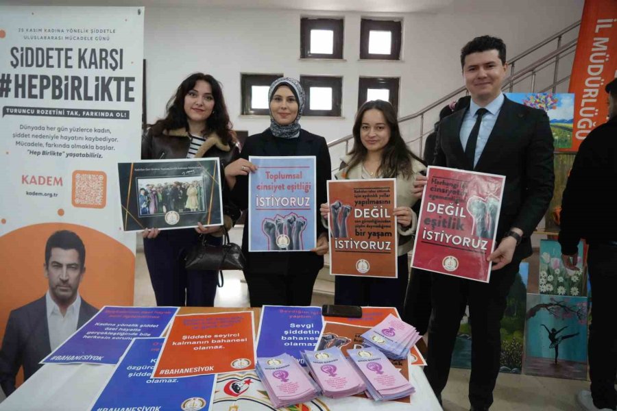 Niğde’de Kadına Karşı Şiddetle Mücadele İçin ’çok Boyutlu Yaklaşım’ Paneli