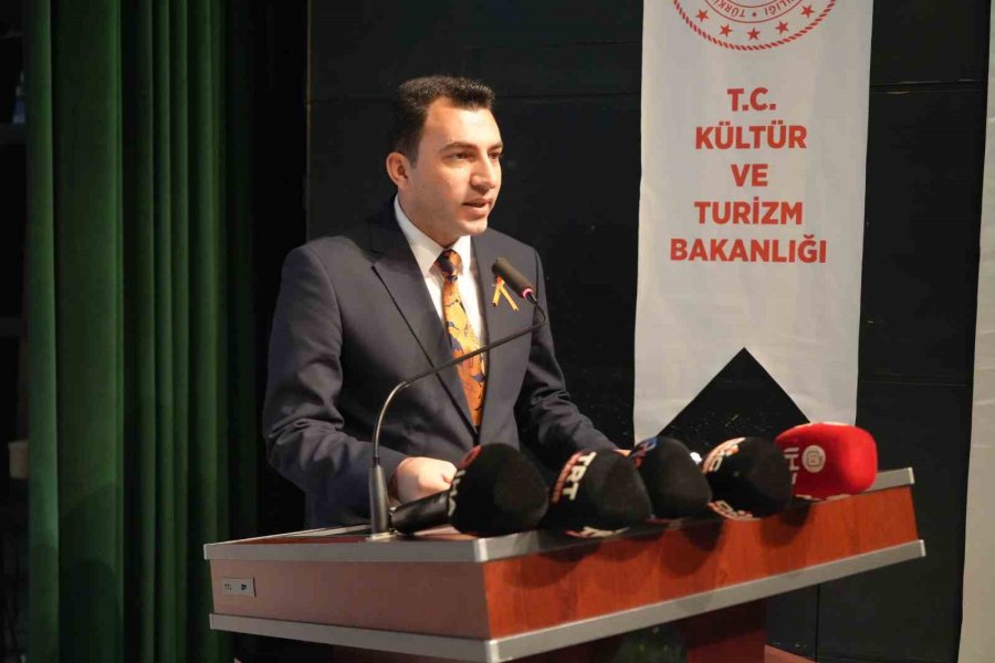 Niğde’de Kadına Karşı Şiddetle Mücadele İçin ’çok Boyutlu Yaklaşım’ Paneli