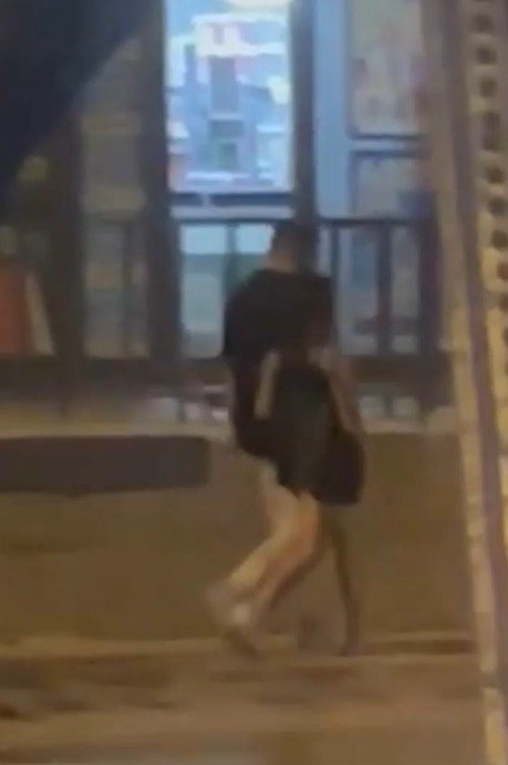 Sosyal Medyadan Sahte Kadın Profiliyle Kandırdıkları Erkeklere Eğlence Mekanında 10 Kat Hesap Ödetmişler