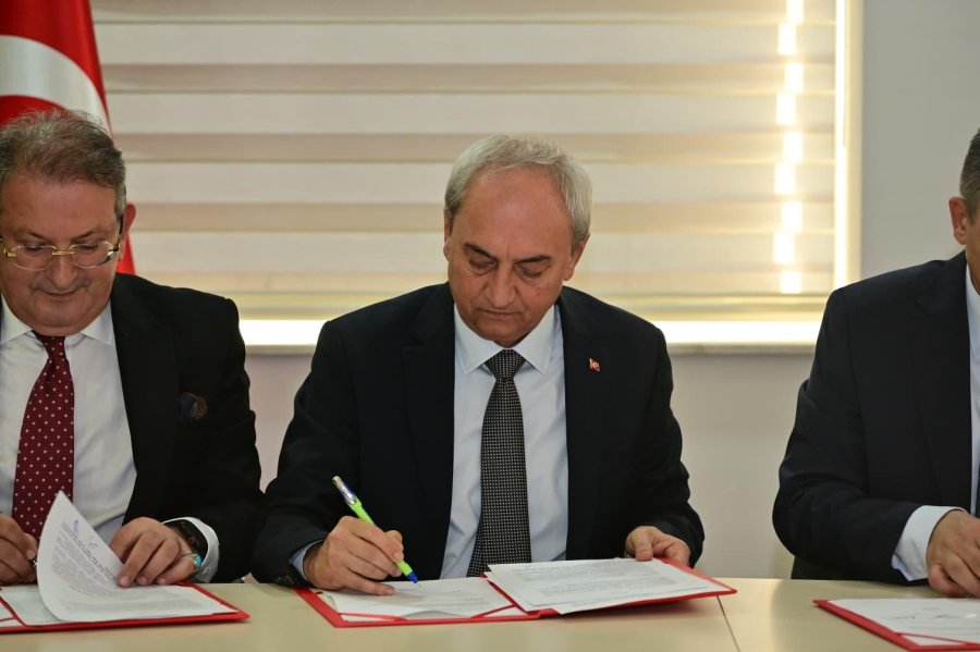 Kepez’in 3 Mahallesine 4 Sağlık Yatırımı