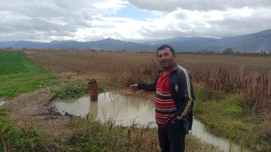 Yıllar Önce Yapılan Kuyudan Püsküren Su Şaşırtıyor