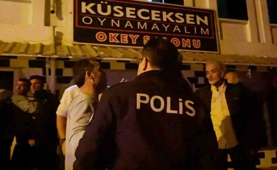 "küseceksen Oynamayalım" Kahvehanesindeki Kavga Sokağa Taştı