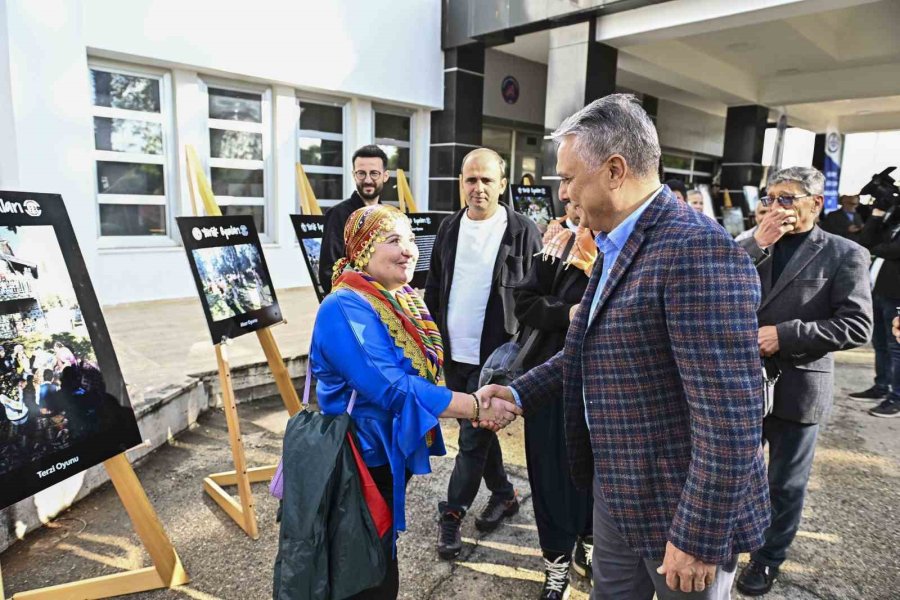 Ümit Uysal: "yörük Kültürü Yerelden Evrensele Bizi Geleceğe Taşıyacak Bir Değerdir"