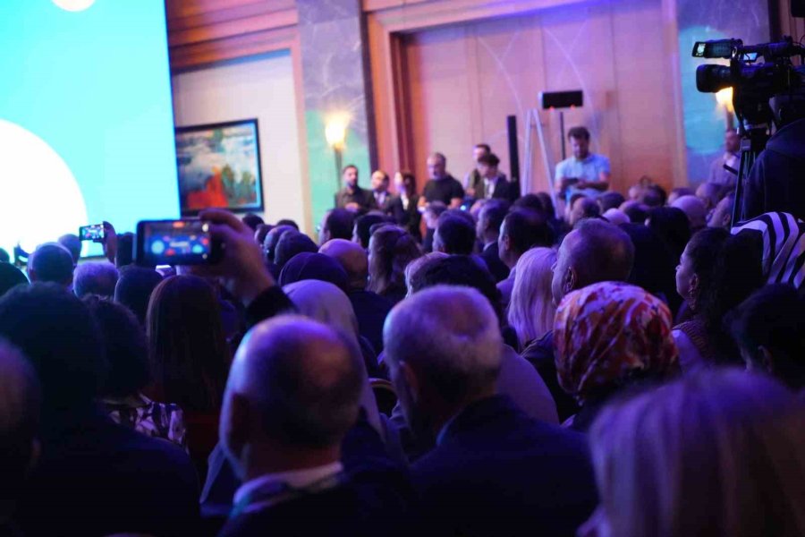 Sağlık Bakanı Memişoğlu: "nasıl Ki Savunma Sanayinde Yerlilik Oranımızı Zirveye Taşıdıysak, Sağlık Endüstrisinde De Aynı Başarı Hikayesini Yazacağız"