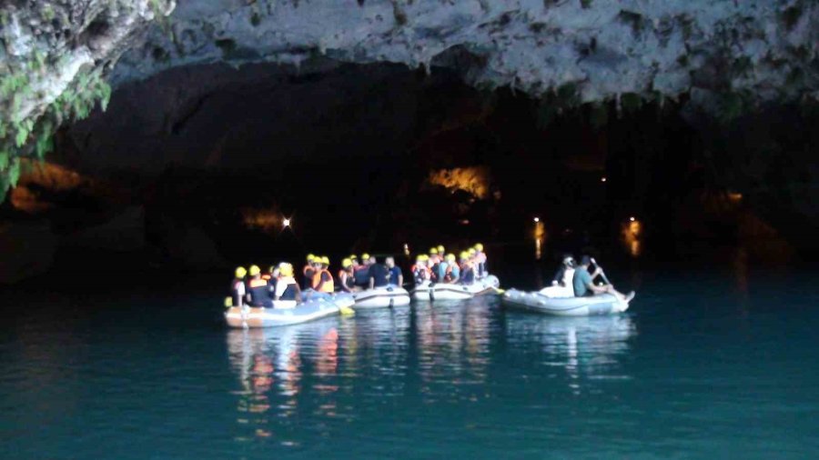 Antalya’daki Altınbeşik Mağarası Tadilat Nedeniyle Ziyarete Kapatıldı