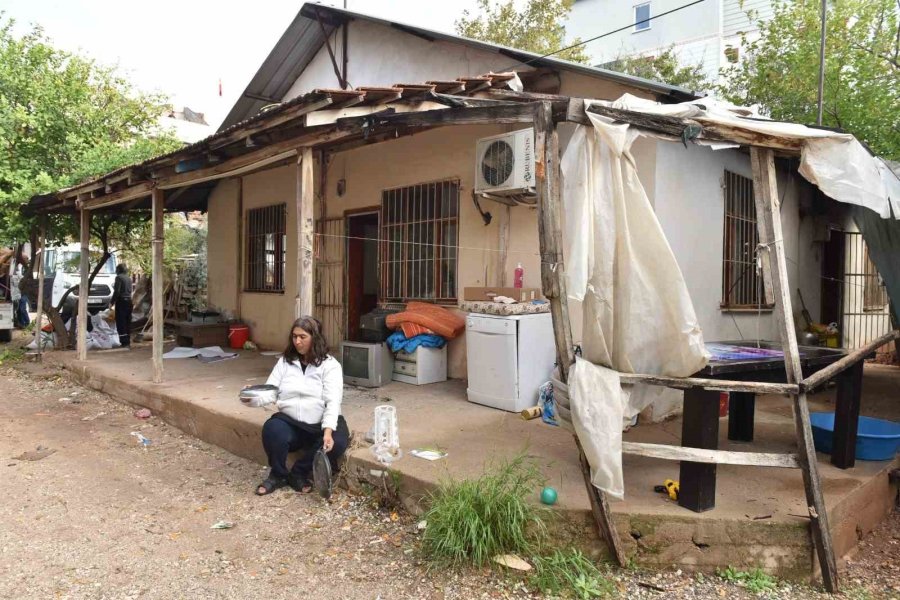 Evi Yanan Ailenin Talebine Başkan Kocagöz’den Yardım Eli