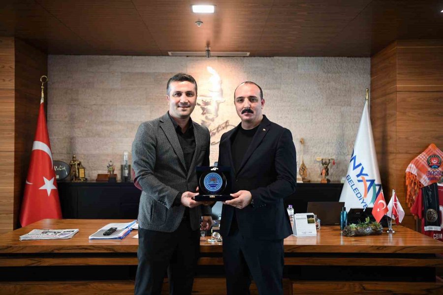 Başkan Kotan, Ulaşım Esnafıyla Bir Araya Gelerek Talepleri Dinledi