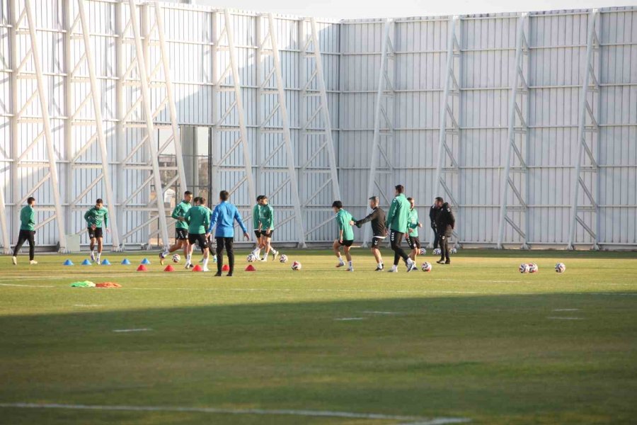 Çağdaş Atan: "umudumuz Yüksek, Oyuncularıma Güveniyorum"