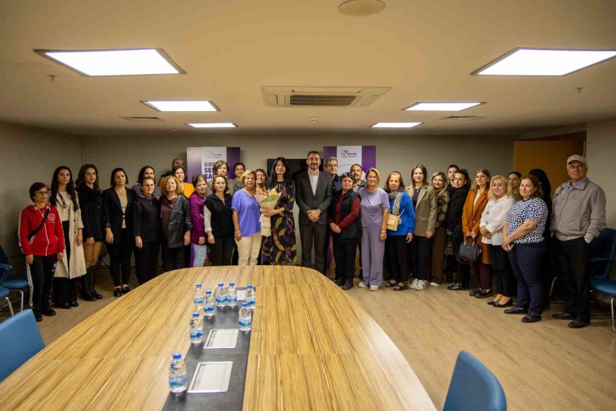 Manavgat’ta Kadın Hakları Ve Şiddetle Mücadele Konuşuldu