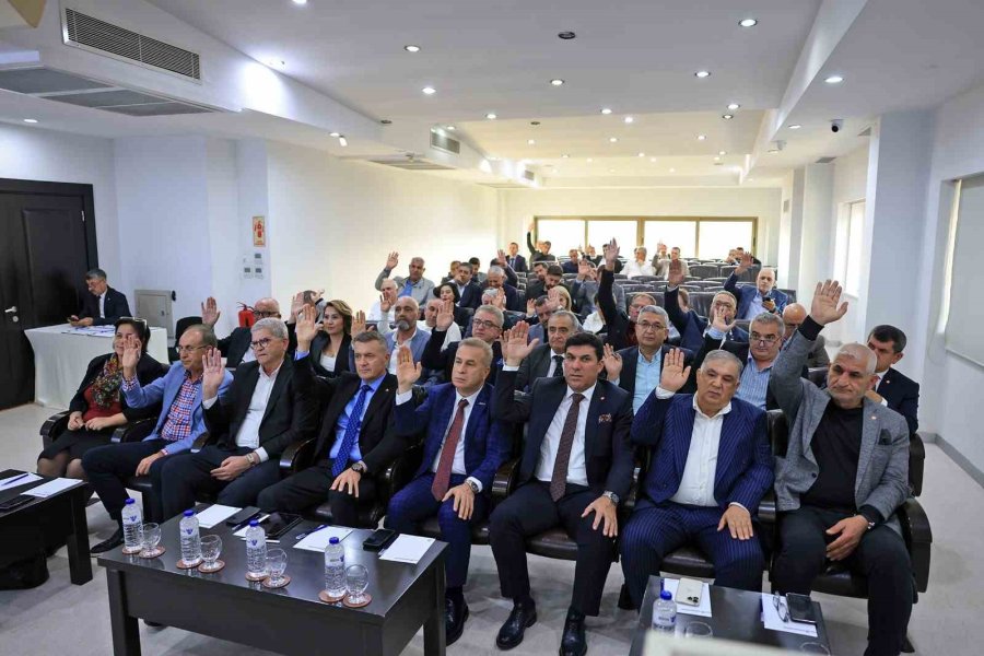 Çakır: "mersin Ekonomik Gelişmişlikte Büyük Sıçrama Yaptı"