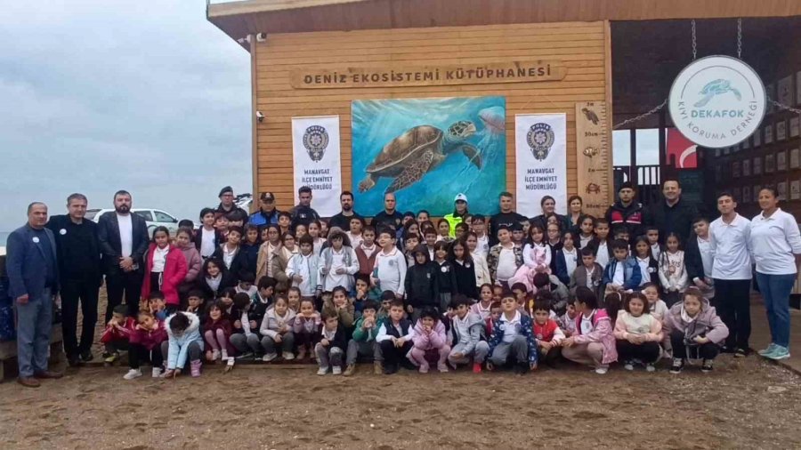 Antalya’da Yaralı Bulunan Caretta Caretta Tedavisinin Ardından Yeniden Özgürlüğe Kavuştu