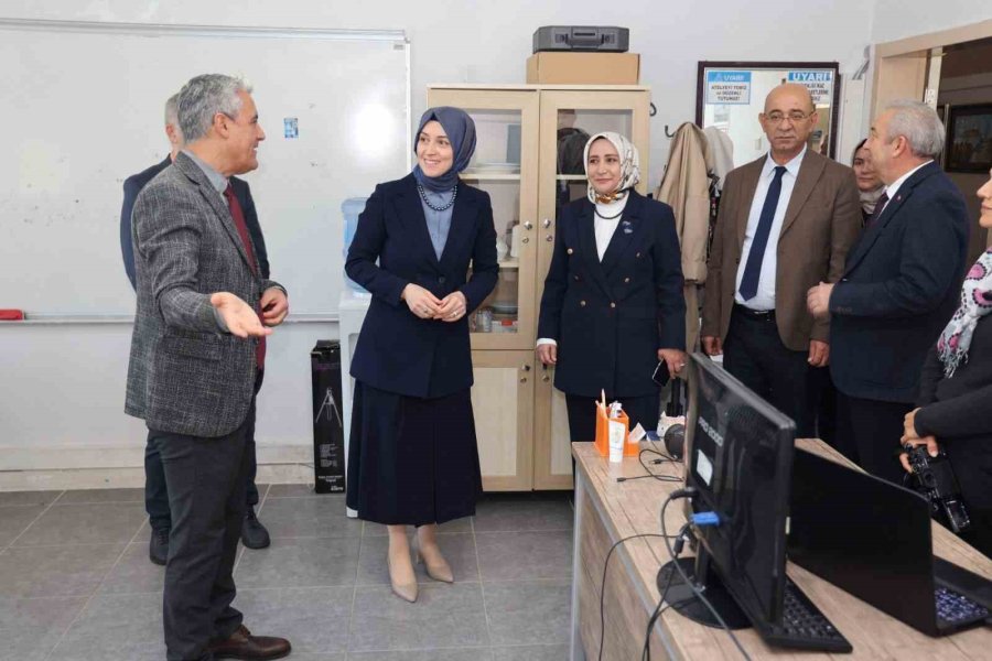 ’zamanın Ve Zarafetin İzinde Niğde’ Sergisi İçin Hazırlıklar Sürüyor