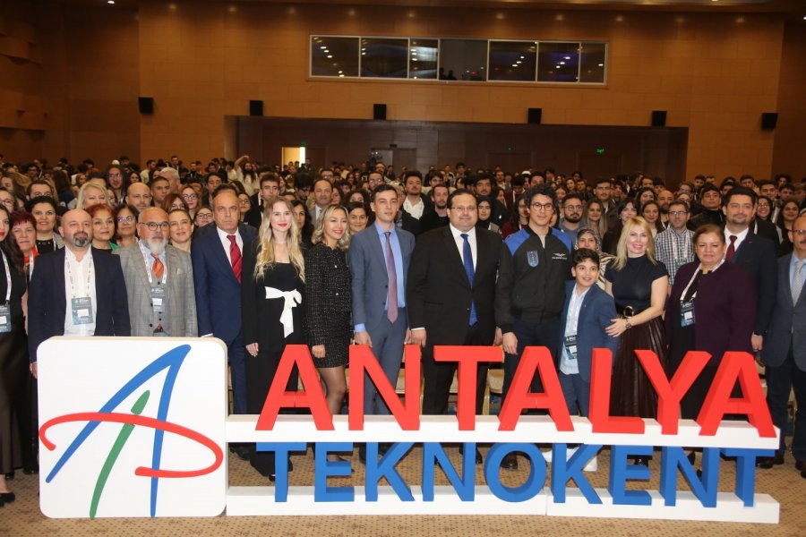 Antalya Teknokent Ev Sahipliğinde 9. Akdeniz Bilişim Zirvesi