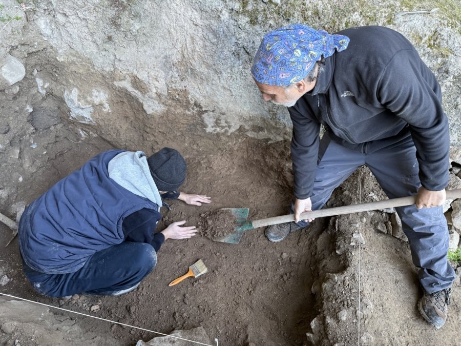 Akdeniz Üniversitesi’nden Bilim Dünyasına Işık