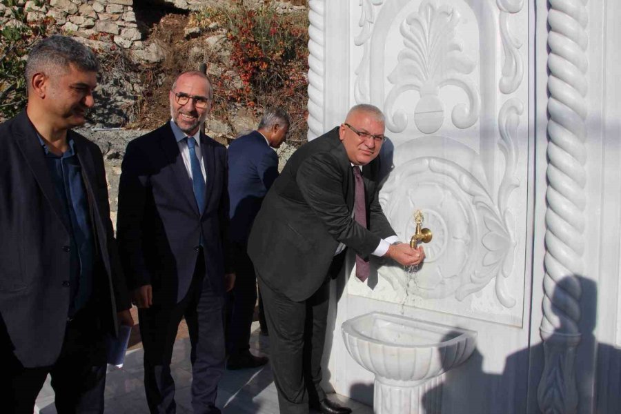 Kumluca’da Hayırseverin Yaptırdığı Çeşme Hizmete Açıldı