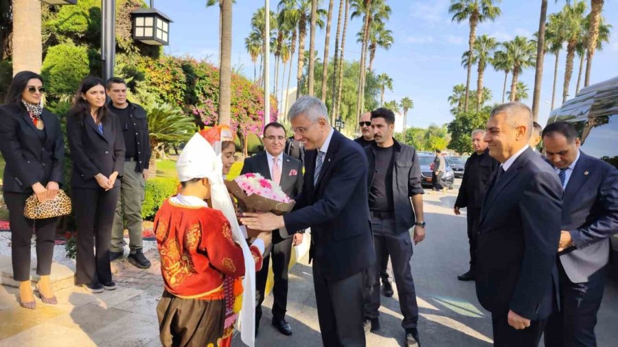 Bakan Memişoğlu: "türkiye’yi Sağlıkta Dünyaya Yön Veren Ülke Haline Getireceğiz"