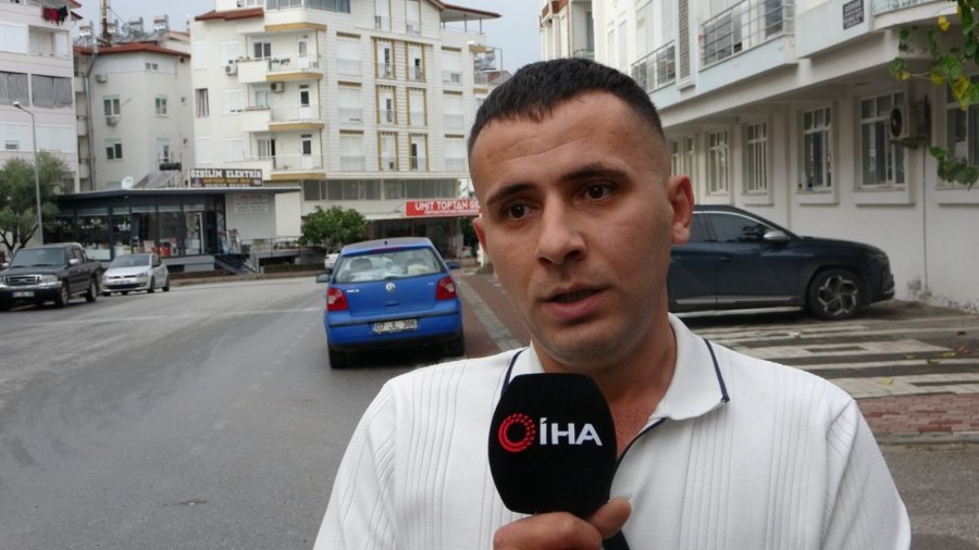 Kendi Acısını Unutup Araçtaki Çocuğu Düşündü, Sebebi Küçük Yaşta Kaybettiği İkiz Kardeşi Çıktı