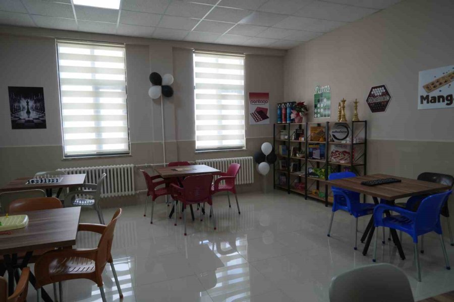 Şehit Yusuf Bozkurt Ve Şehit Halit Ergüven’in Adları Bu Okulda Yaşatılıyor