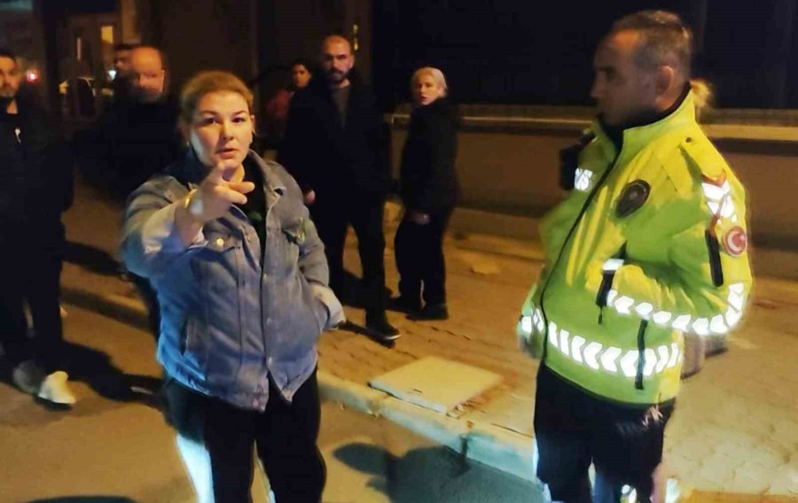 Şoförün Kaçtığı Kazada Sahte Şoför Planı Suya Düşünce Gazetecilere Saldırdı