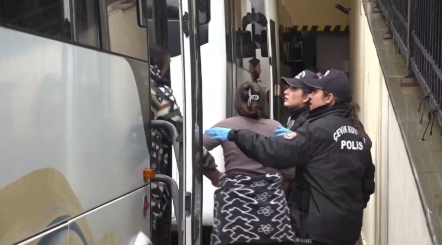 Antalya Polisi 458 Torbacıyı Gözaltına Aldı: "affetmiyoruz, Geri Adım Atmıyoruz, Vazgeçmiyoruz"