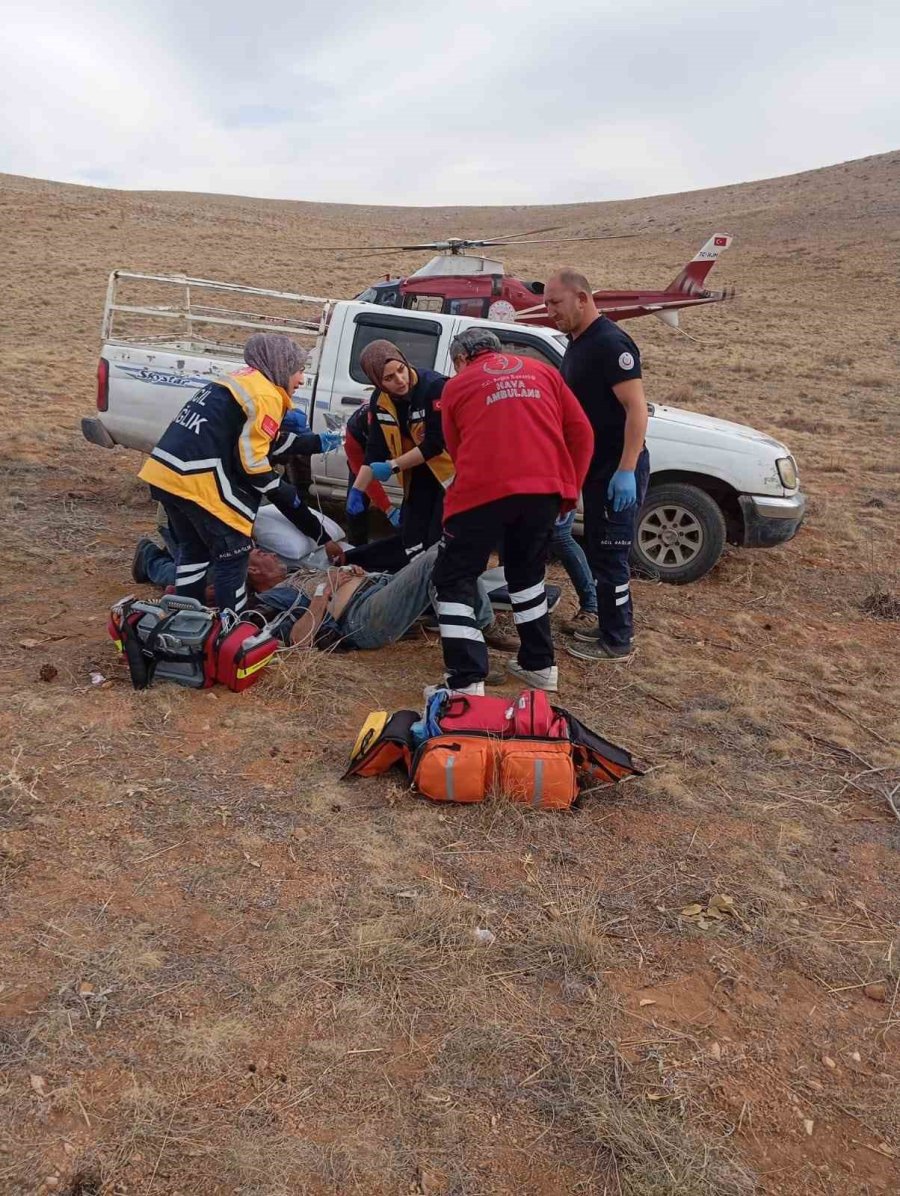 Dağda Kalp Krizi Geçiren Çobanın İmdadına Hava Ambulansı Yetişti