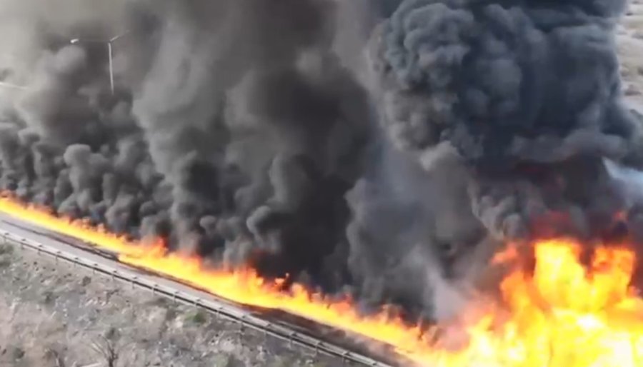 Mersin İtfaiyesi Felaketi Önledi: Patlamalar Yaşanarak Yanan Tanker 26 Bin Litre Yakıt Taşıyormuş