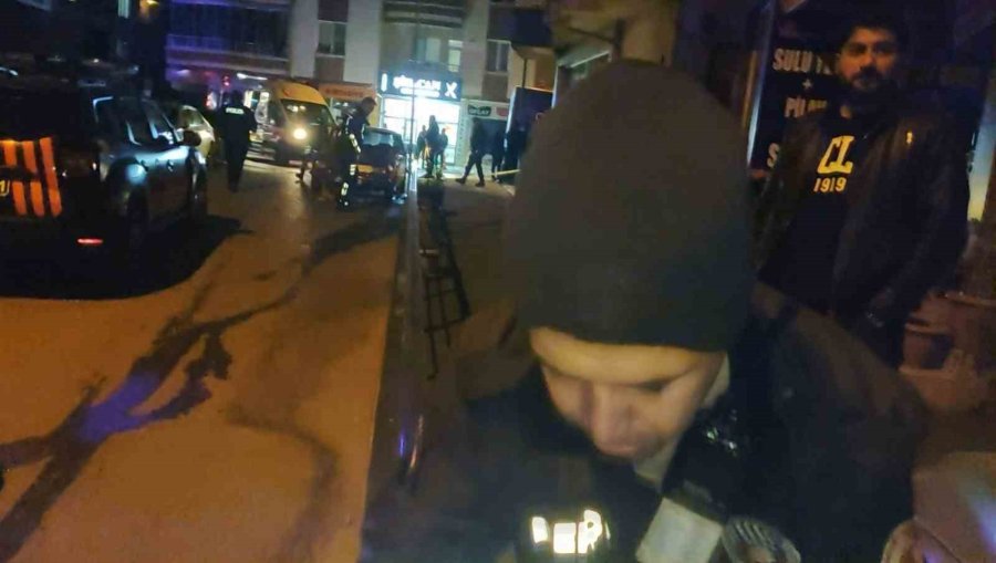 Aksaray’da Yol Ortasında Palalı Saldırı: 1 Ağır Yaralı