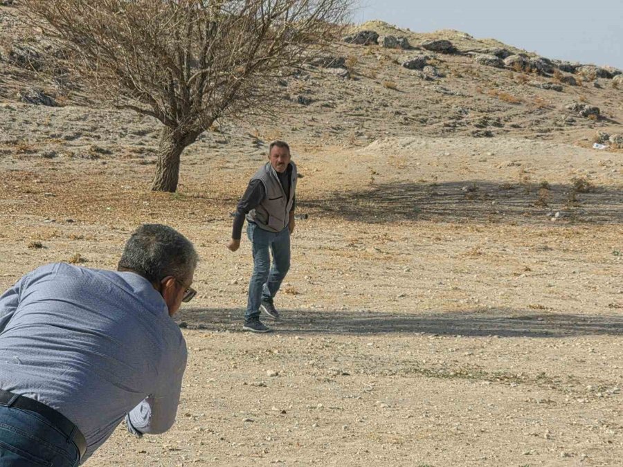 Aksaray’da Geleneksel "çelik Çomak" Oyunu Yaşatılmaya Devam Ediyor