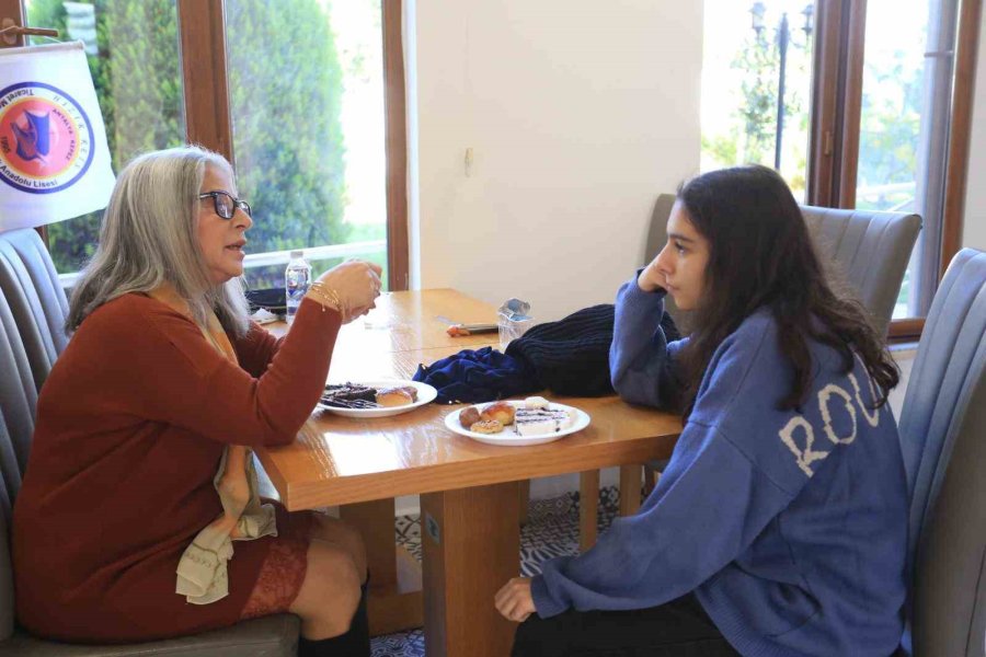 Kepez’de Kuşakları Buluşturan Ziyaret