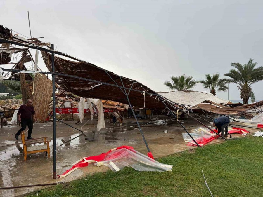 Akdeniz’de Hortum Kıyı Şeridini Vurdu: İş Yerleri Ve Evler Zarar Gördü
