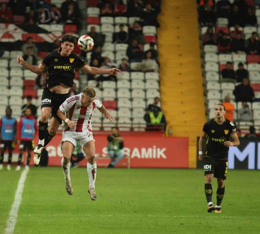 Trendyol Süper Lig: Antalyaspor: 1 - Göztepe: 2 (maç Sonucu)