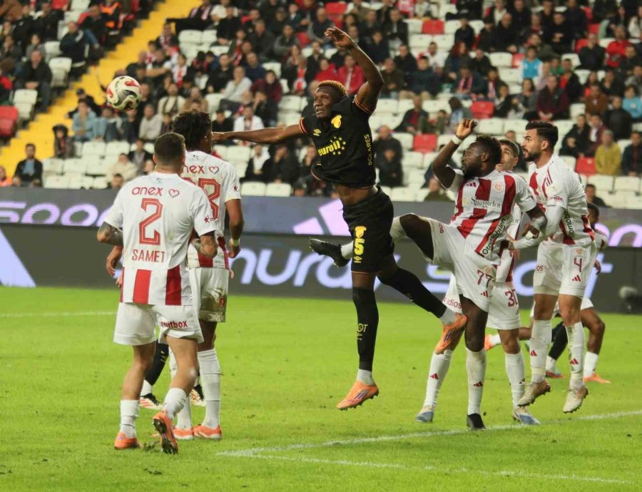Trendyol Süper Lig: Antalyaspor: 1 - Göztepe: 2 (maç Sonucu)