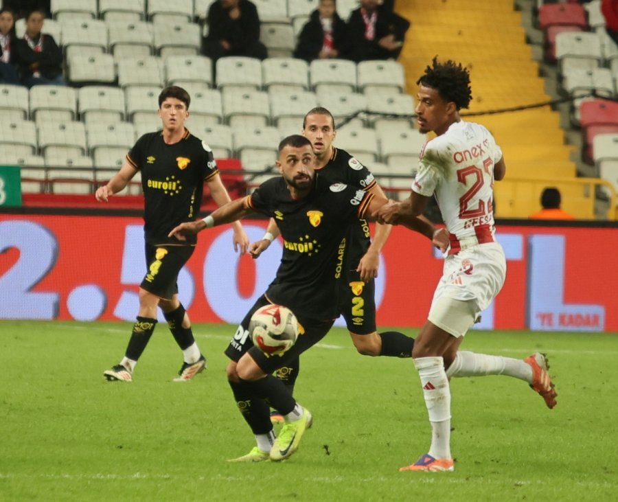 Trendyol Süper Lig: Antalyaspor: 1 - Göztepe: 2 (maç Sonucu)