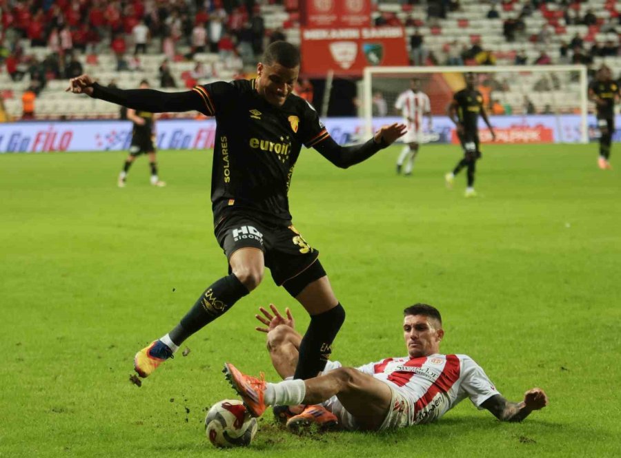 Trendyol Süper Lig: Antalyaspor: 1 - Göztepe: 2 (maç Sonucu)