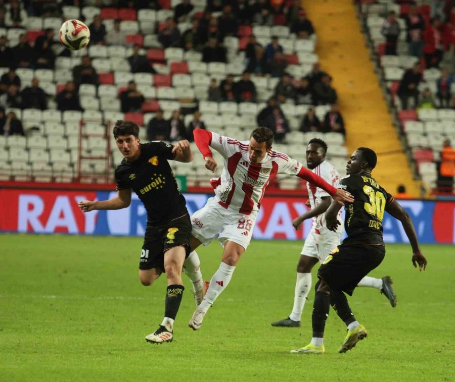 Trendyol Süper Lig: Antalyaspor: 1 - Göztepe: 2 (maç Sonucu)