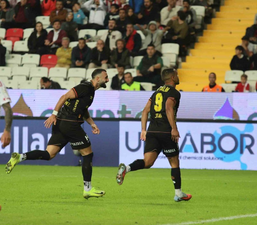 Trendyol Süper Lig: Antalyaspor: 1 - Göztepe: 2 (maç Sonucu)