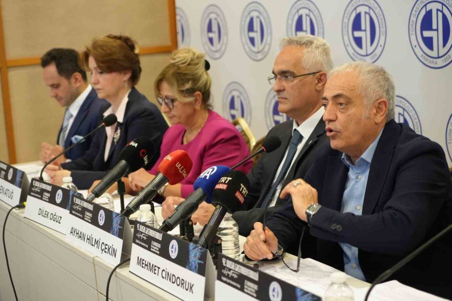 42. Ulusal Gastroenteroloji Haftası’nda Halk Sağlığı Uyarısı: Karaciğer Yağlanması, Obezite Ve Bağırsak Dengesi Alarm Veriyor